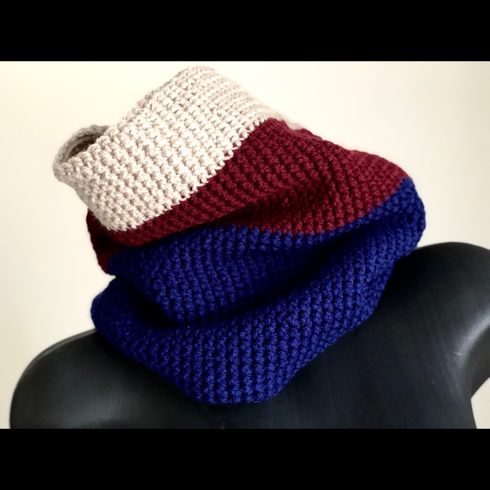 Crochet Cowl/Infinity Neck Scarf